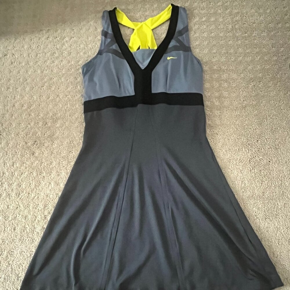 NIKE Maria Sharapova Tennis Dress w/ Bra Skirt Gray black Size Medium